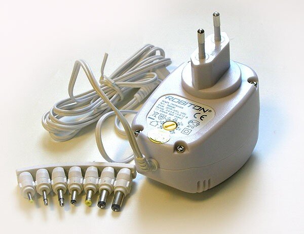 Айда в магазин, или на сайт интернет-магазина и ... Глаза разбежались ... А блоков то много разных и побольше и поменьше, и подешевле и подороже.