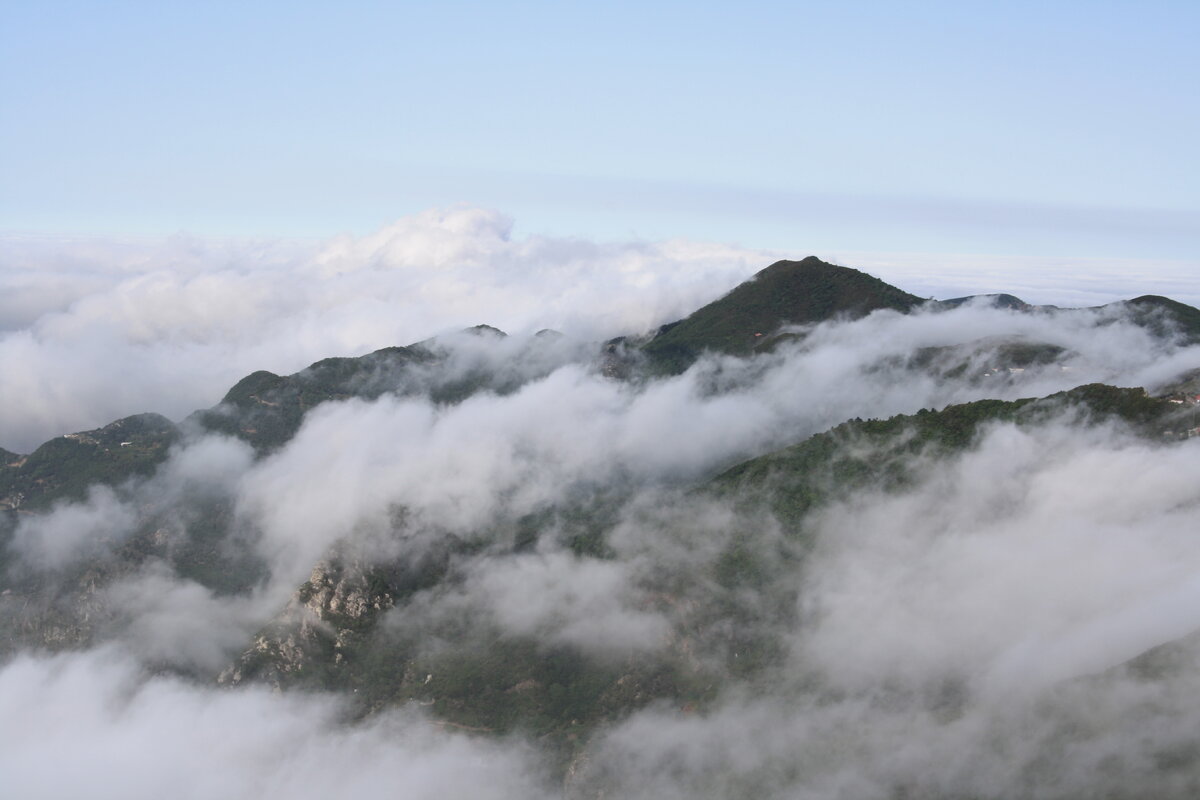 Над облаками