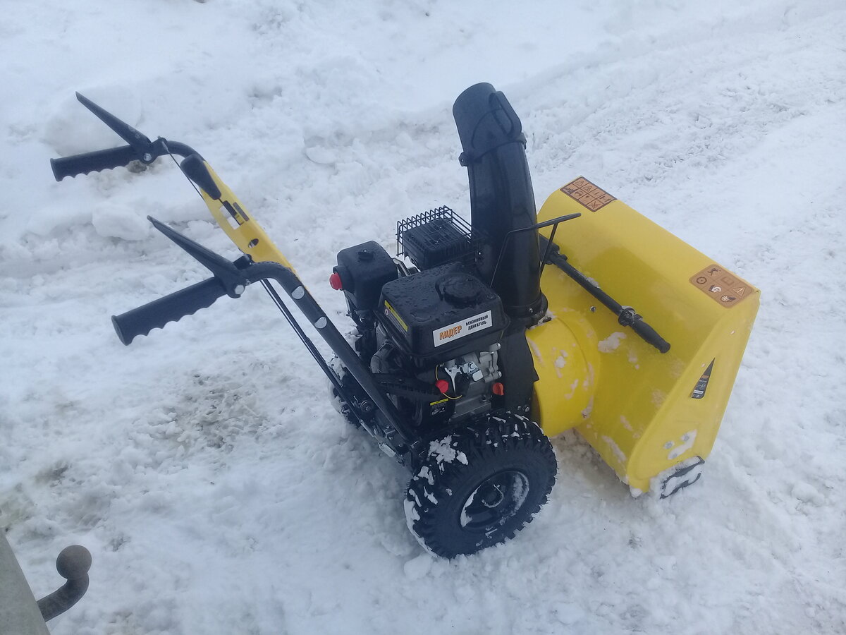 снегоуборщик лидер смб-6. 5/620 характеристики. 5/620 самоходный. снегоуборщик master смб-6,5/620э. стартер.