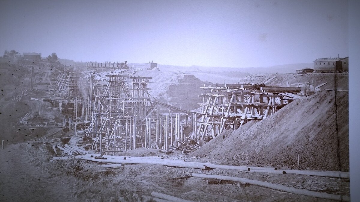Фотосъемки провел фотограф Руссон 2-4 июля 1882 года