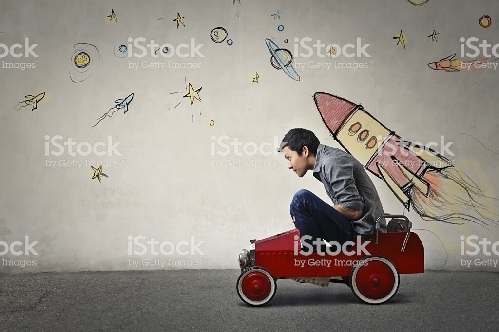 https://www.istockphoto.com/ru/%D1%84%D0%BE%D1%82%D0%BE/%D0%B4%D0%BE-%D0%B1%D0%B5%D1%81%D0%BA%D0%BE%D0%BD%D0%B5%D1%87%D0%BD%D0%BE%D1%81%D1%82%D0%B8-%D0%B8-%D0%BF%D0%BE%D0%B7%D0%B6%D0%B5-gm620402800-108269979