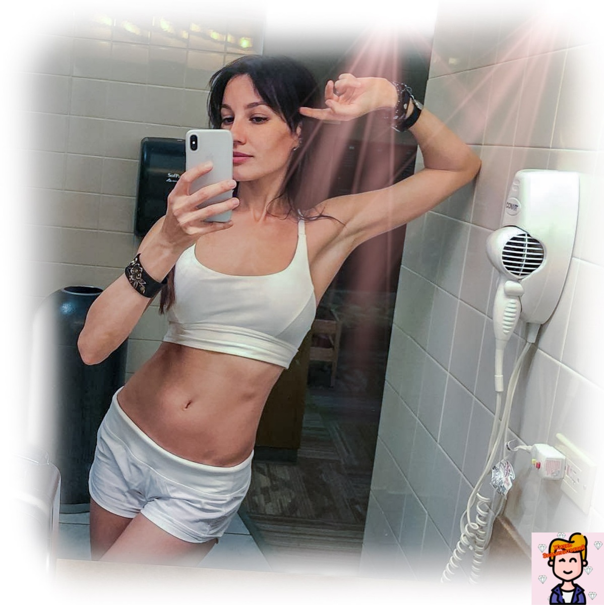 Скандальный блогер, жизнь знаменитостей 