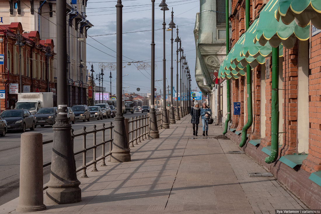 Томск проспект. Проспект Ленина Томск. Фонари Ленина Томск. Город Томск проспект Ленина. Столб на площади Ленина в Томске.