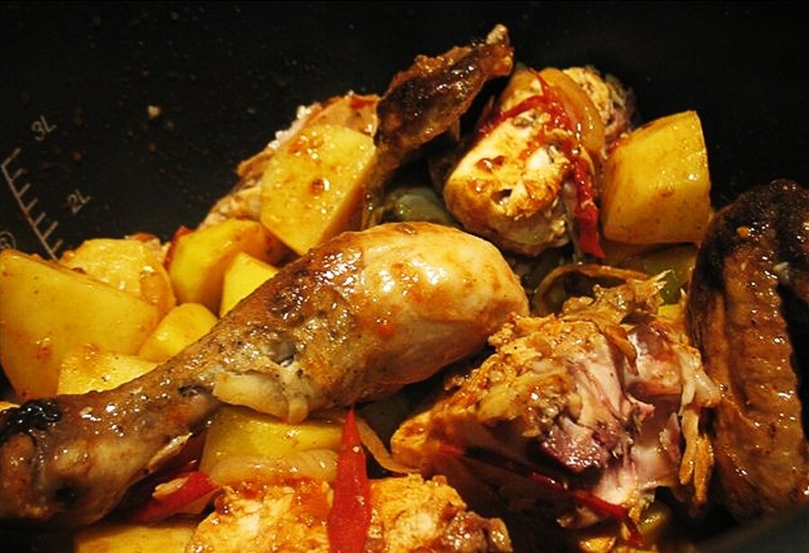 Курица тушеная с картошкой в мультиварке редмонд рецепты с фото