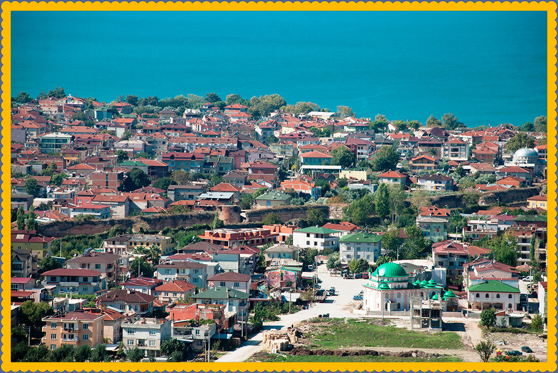 Современный город Изник в Турции