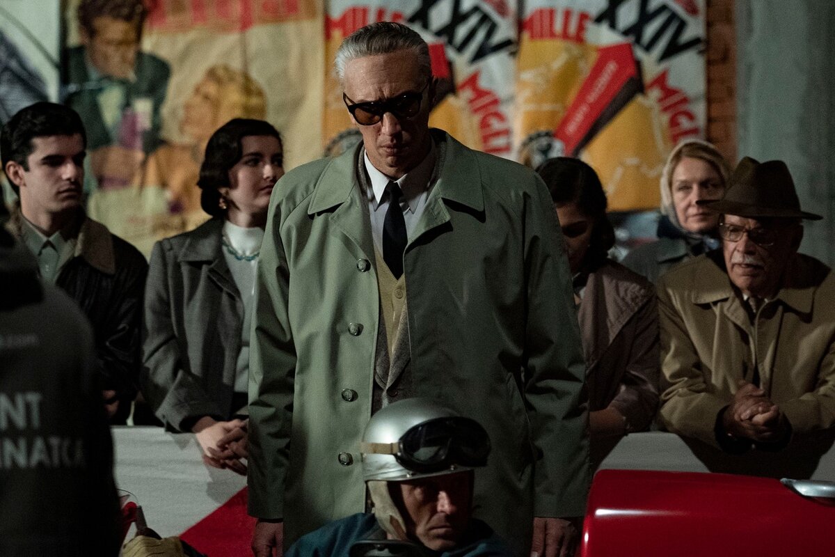 Адам Драйвер в роли Феррари