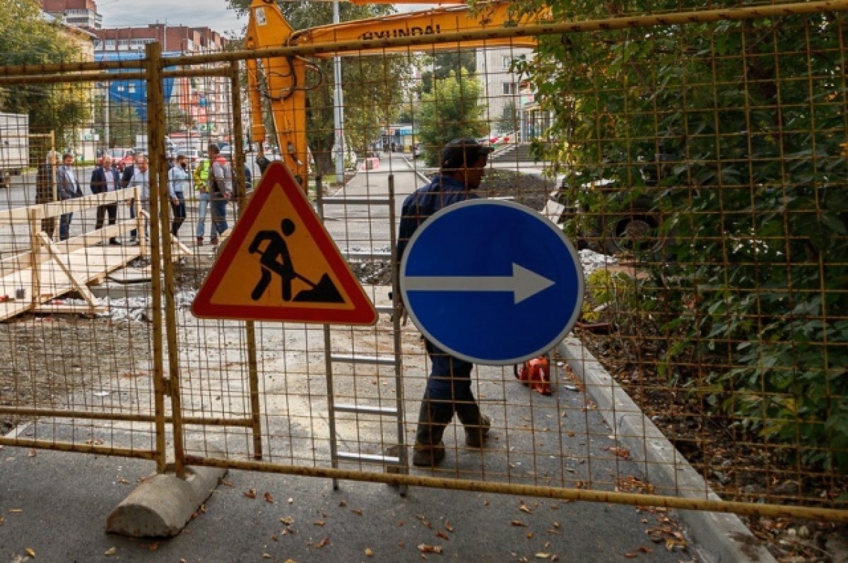    В Екатеринбурге изменили срок закрытия улицы Учителей