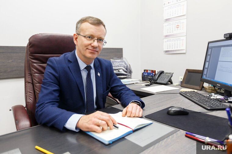    Дмитрий Терентьев предлагает не реагировать на провокации и проверять информацию