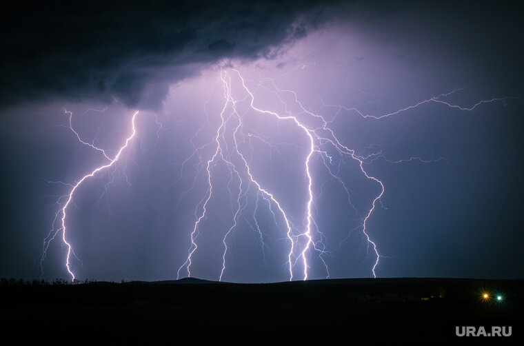    В Екатеринбурге днем 29 июня ожидаются грозы и небольшие дожди, сообщил синоптик