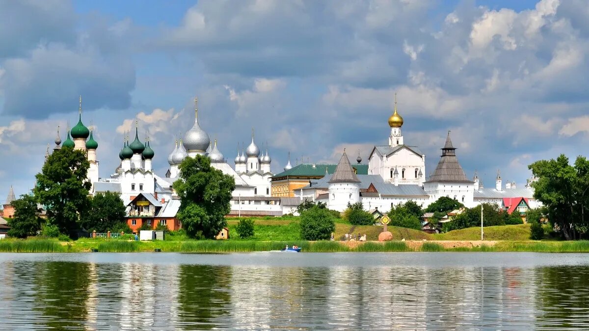 Святая Русь в разгаре лета. Фото: pixabay.com