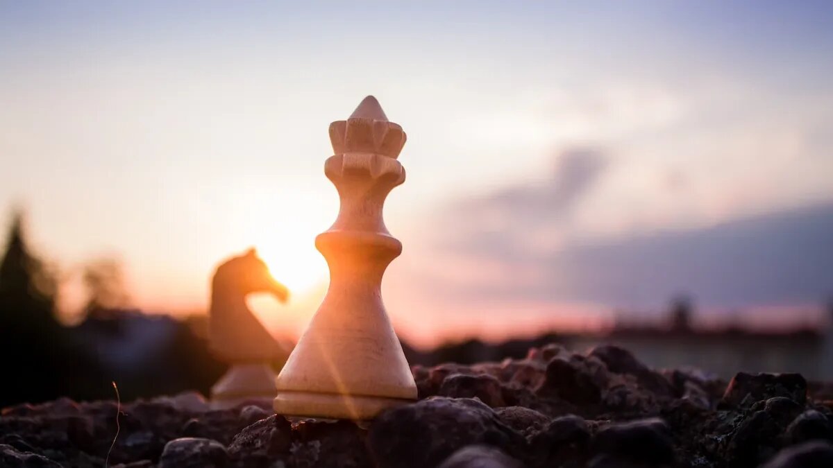 Иногда фигуры на поле боя меняют цвет. Фото: unsplash.com