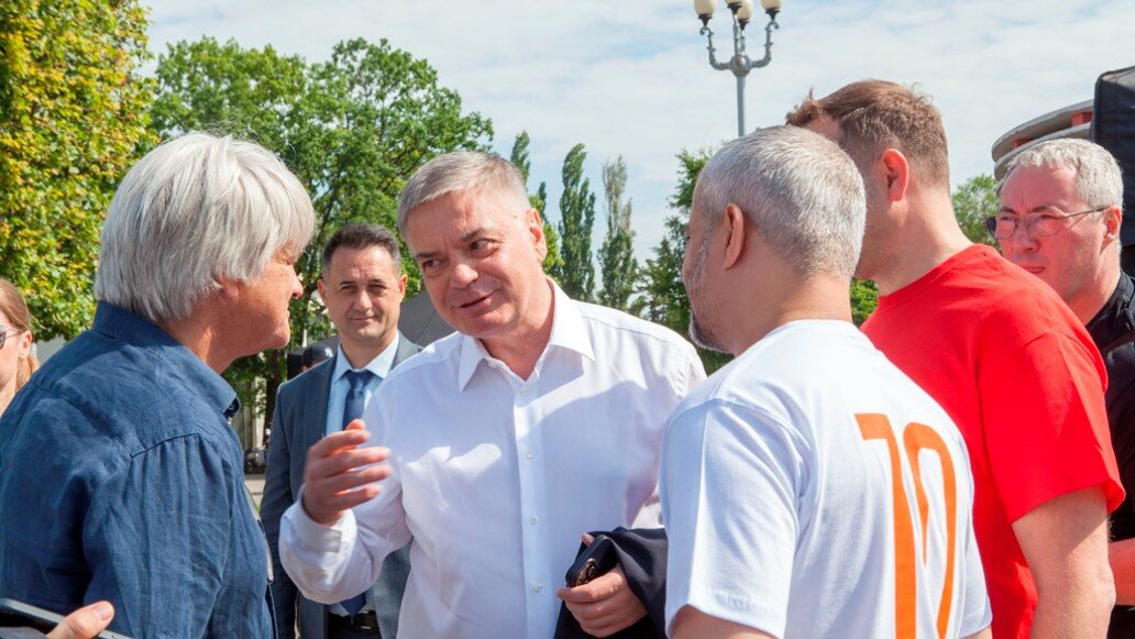Листайте вправо, чтобы увидеть больше изображений