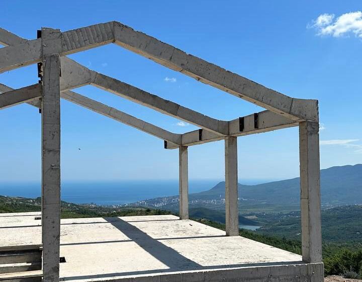 Виды со строительных площадок КП Luchi (Алушта)