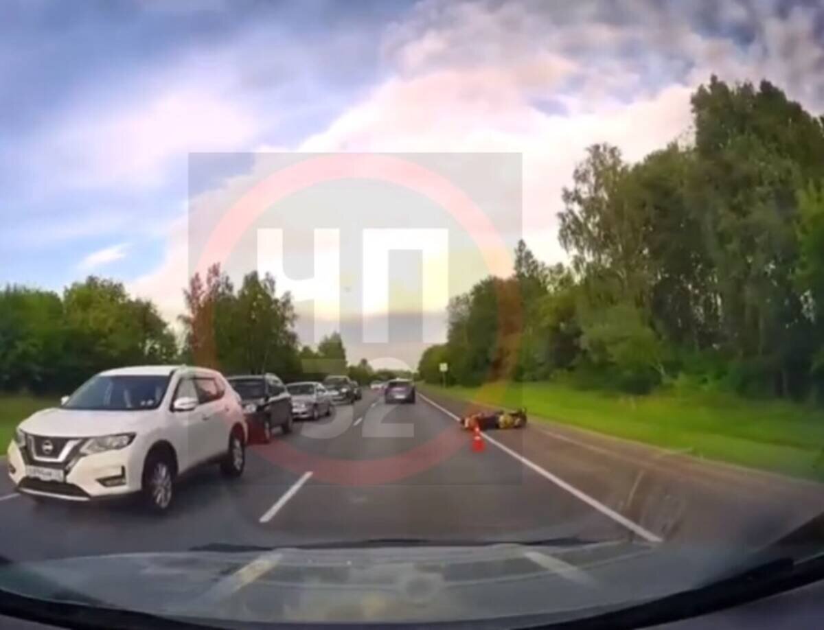    В ДТП под Брянском разбились уходивший от столкновения 30-летний водитель мотоцикла Yamaha и его пассажирка avchernov