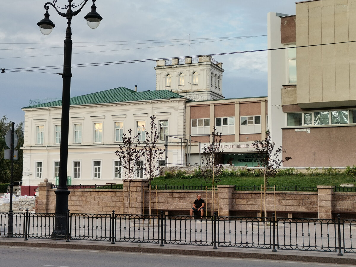 Какой была улица Ленина, когда она называлась Дворцовой | ОМСК было и  стало. Фотосравнения | Дзен