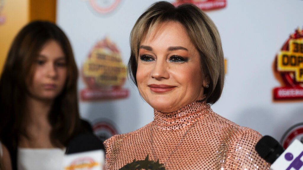    Татьяна Буланова подшутила над неудачами Юлии Высоцкой. Фото: Пыхалова Юлия