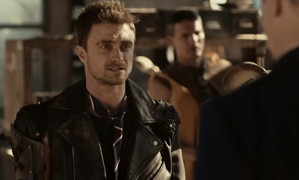 Четвертый сезон как "Безумный Макс", очень смешной. Тут ещё и шрам в гриме как дополнительный акцент на глаза. 