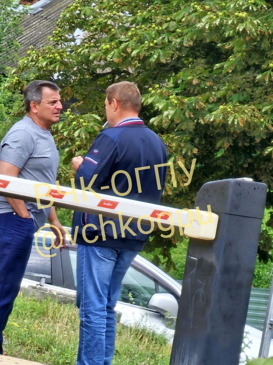 Виталий Артёмов (справа) и Александр Глазунов. Источник: телеграм-канал ВЧК-ОГПУ