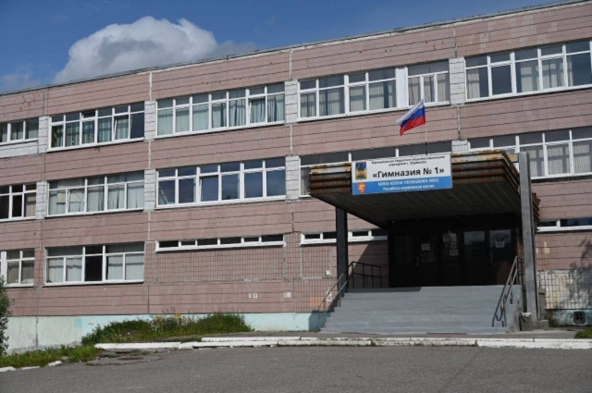    Более 5 тыс. окон установили в мурманских школах за два с половиной года