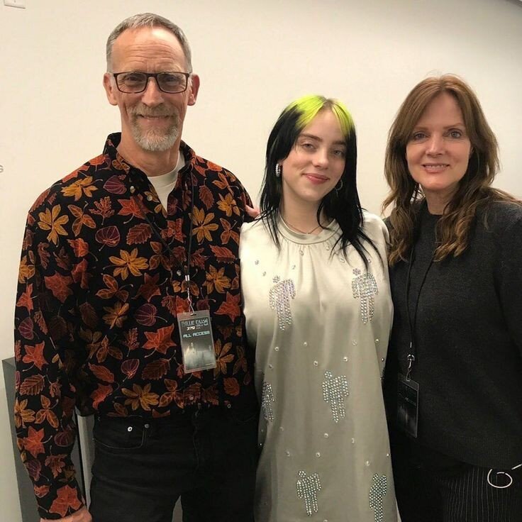 ★ Отец и мать Билли Айлиш ★