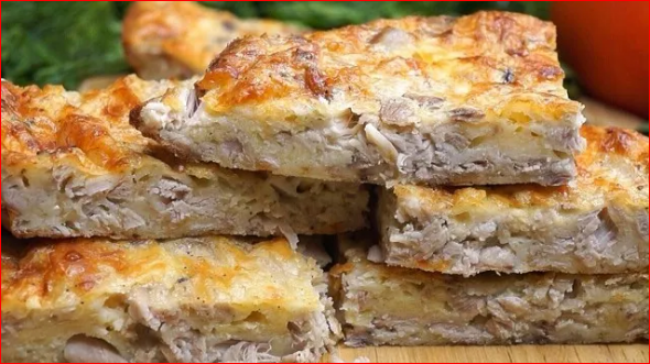 Видно, как много куриного мяса, которое хорошо держит небольшое количество теста с сыром. Фото: m.ok.ru