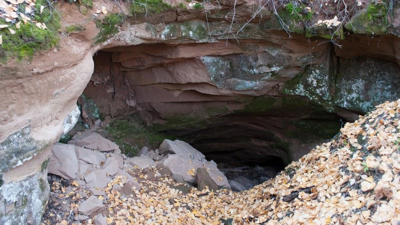 Обрушенная штольня с шахтой