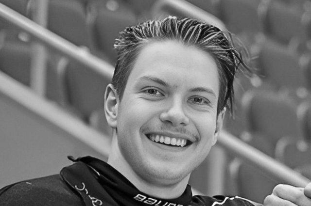    Что стало причиной смерти 17-летнего хоккеиста Евгения Хвалько?