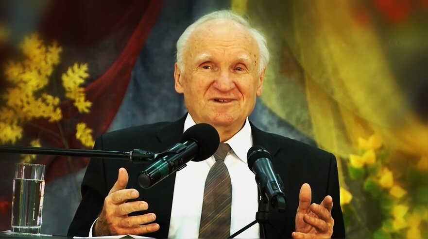 Алексей Ильич Осипов — учёный-богослов, педагог и публицист, доктор богословия, заслуженный профессор Московской духовной академии, апологет, проповедник, писатель, православный катехизатор.