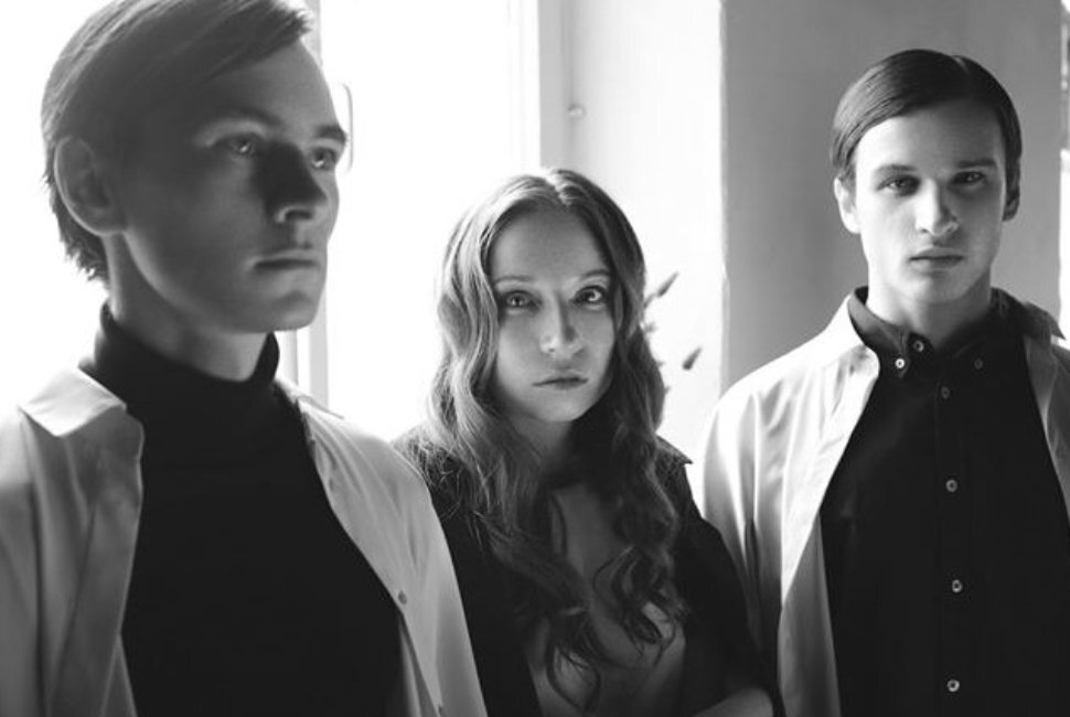 Источник: http://uralmusicmag.ru/novosti/item/oqjav-snyali-vertikalnyj-klip-na-pesnyu-kitaj-gorod