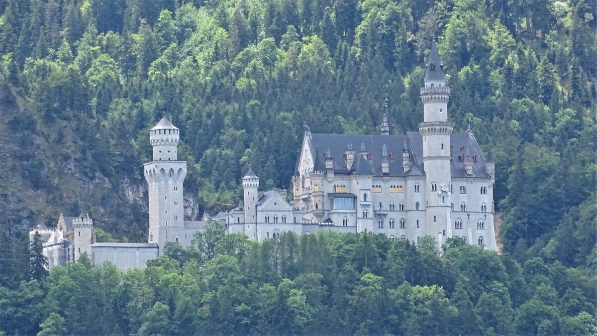 Фото: Замок Нойшванштайн.