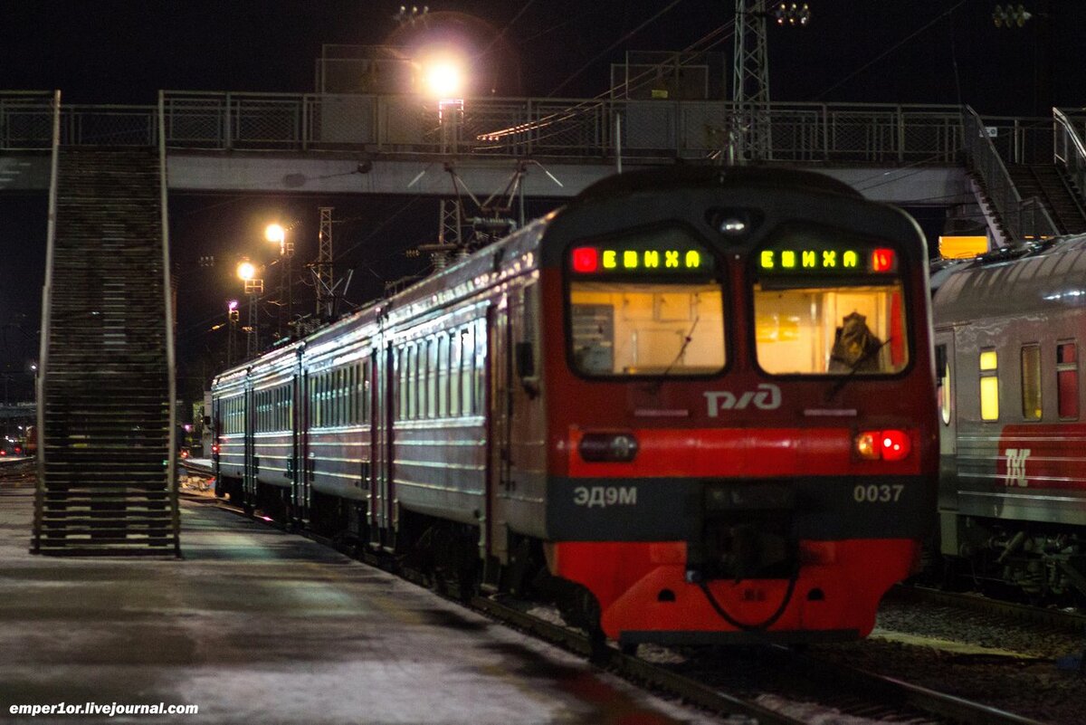 ЭД9М-0037 поездом №6367 Киров-Пасс. - Ежиха