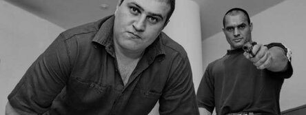 Долги всегда обязывают, однако сложности появляются в том случае, когда их просто невозможно отдавать. И тогда должники сталкиваются с коллекторами, которые действуют жестко, навязчиво или попросту отравляют жизнь, так как напрямую заинтересованы в погашении долга.  