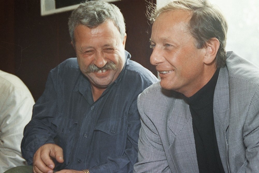 Молодые Леонид Якубович и Михаил Задорнов