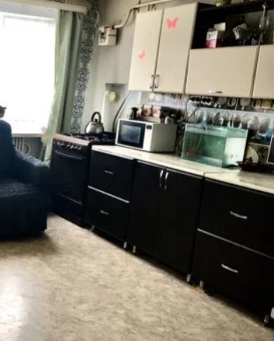 Кухня в частном доме Гали. 