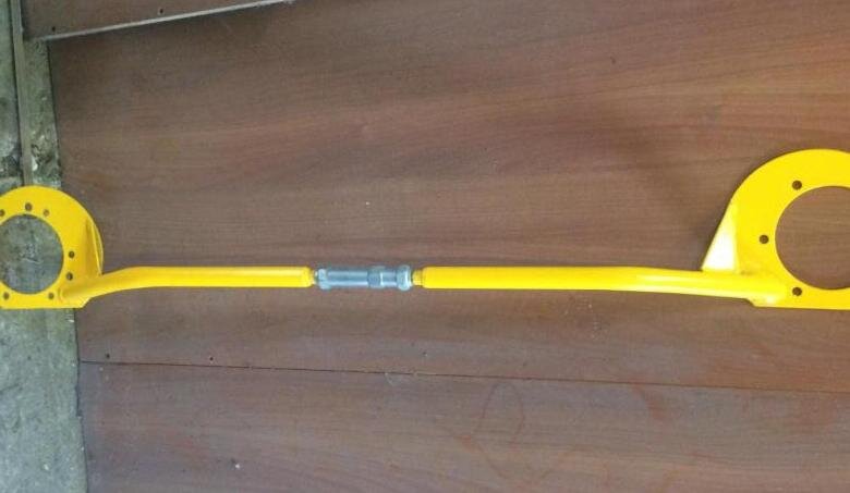 С регулировочной гайкой