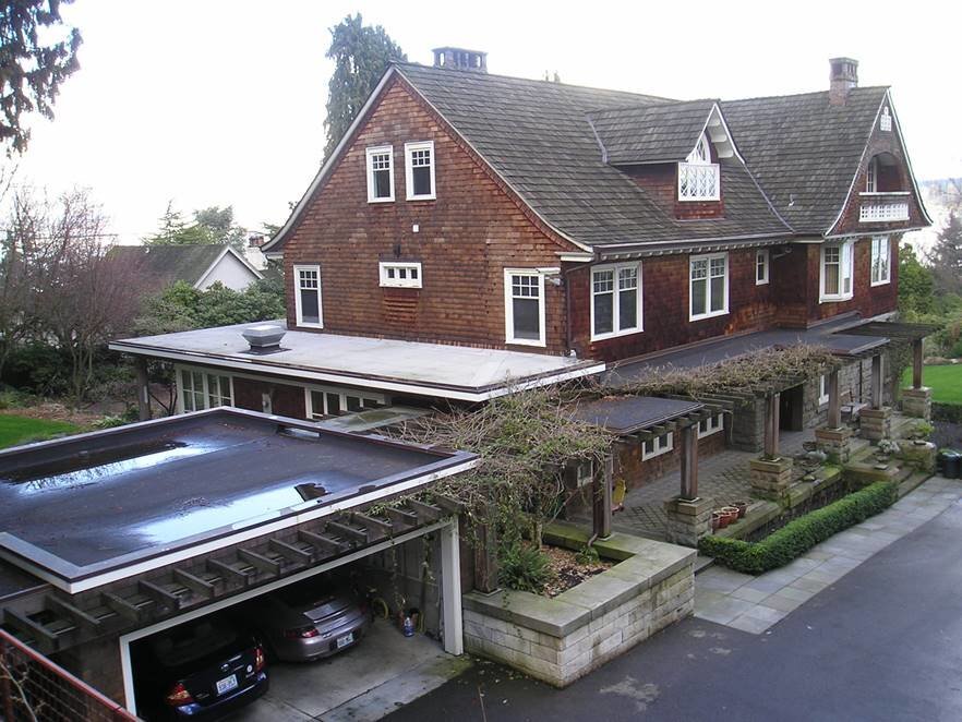 Пристройку сделали уже новые владельцы дома