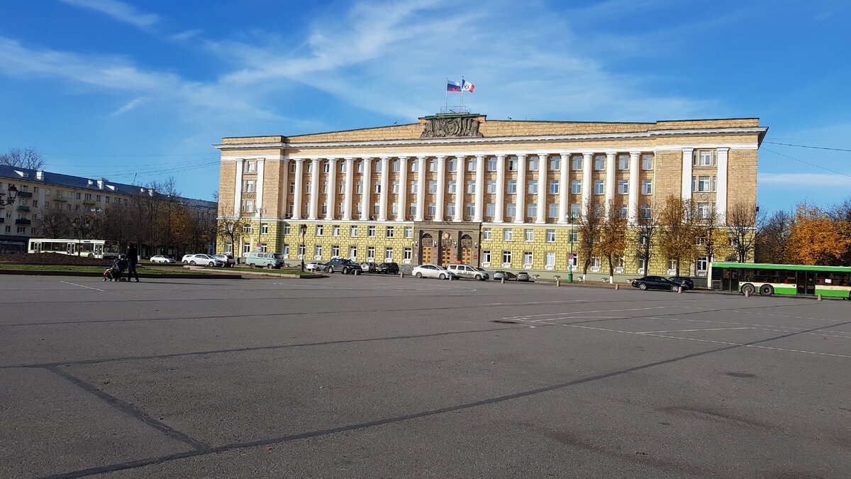 Здание Правительства области