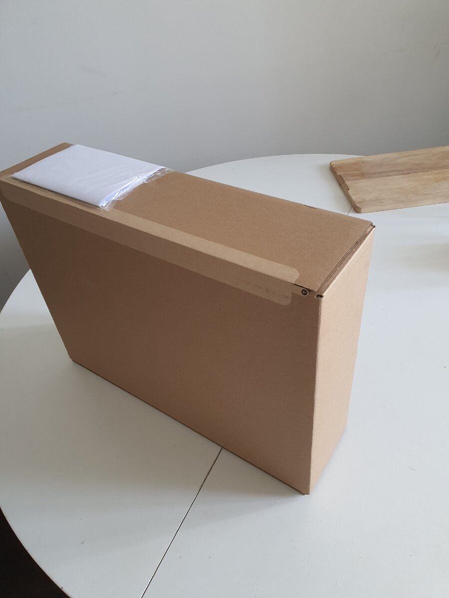 Фирменная коробка даже для доставки DPD