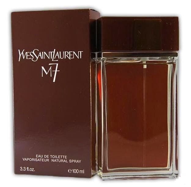 Аромат, сливается с кожей, живет на теле своего носителя его жизнью. Барышням в форме аромат очень подойдет.