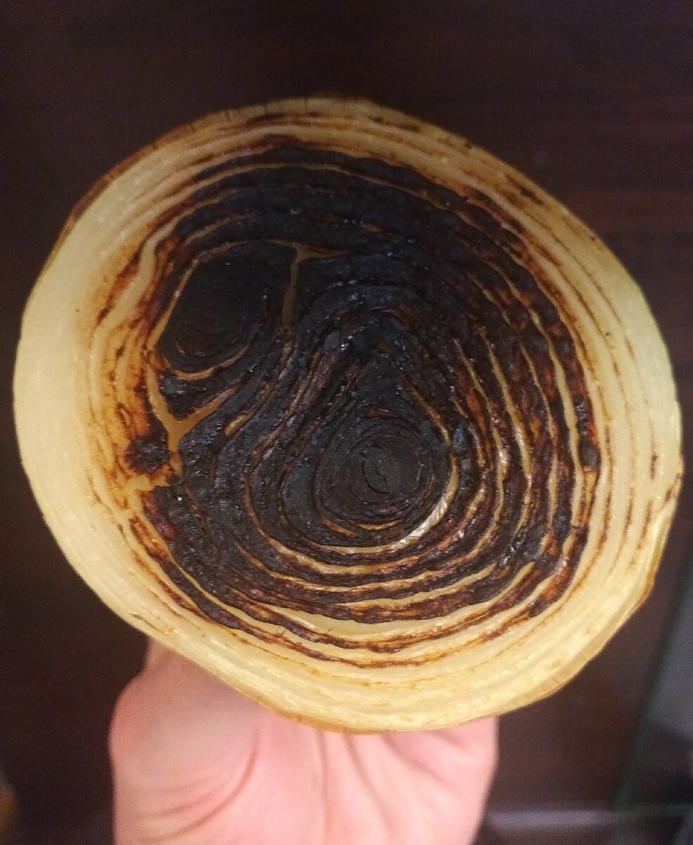 Вариант на фото - абсолютно нормальный (можете подпалить чуть меньше, если страшно). 