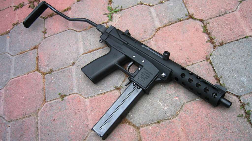 TEC-9 в обвесе