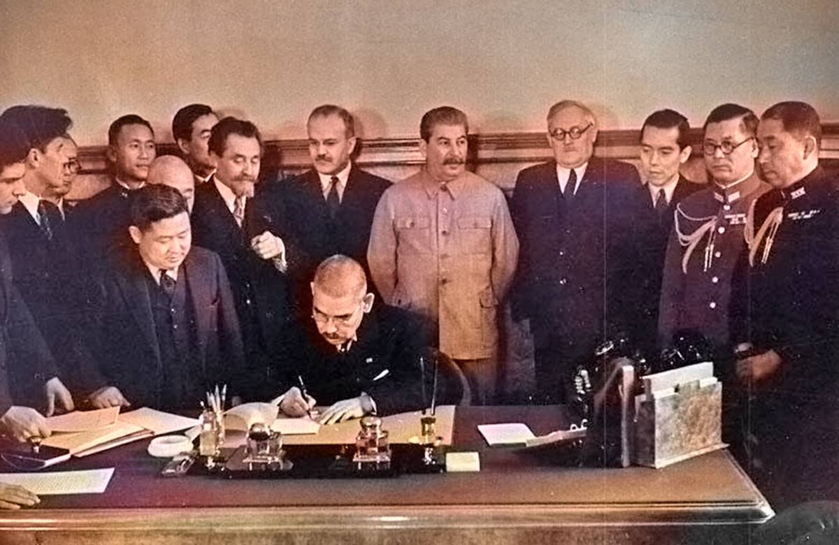 Подписание пакта о нейтралитете между СССР и Японией