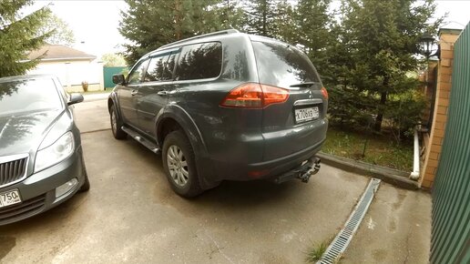 Установка парктроника для Mitsubishi Pajero IV 2006