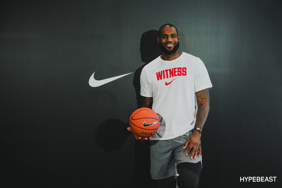 LEBRON James Nike