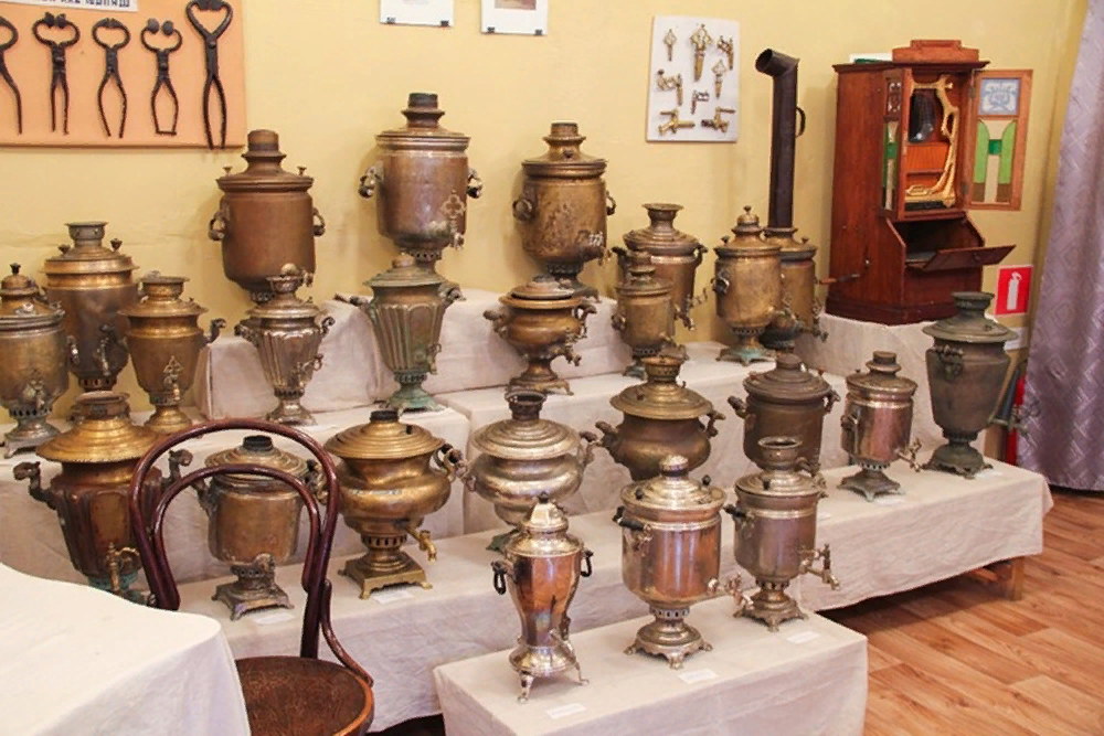 даниловские самовары  фото из музея Шарапова, город Данилов.