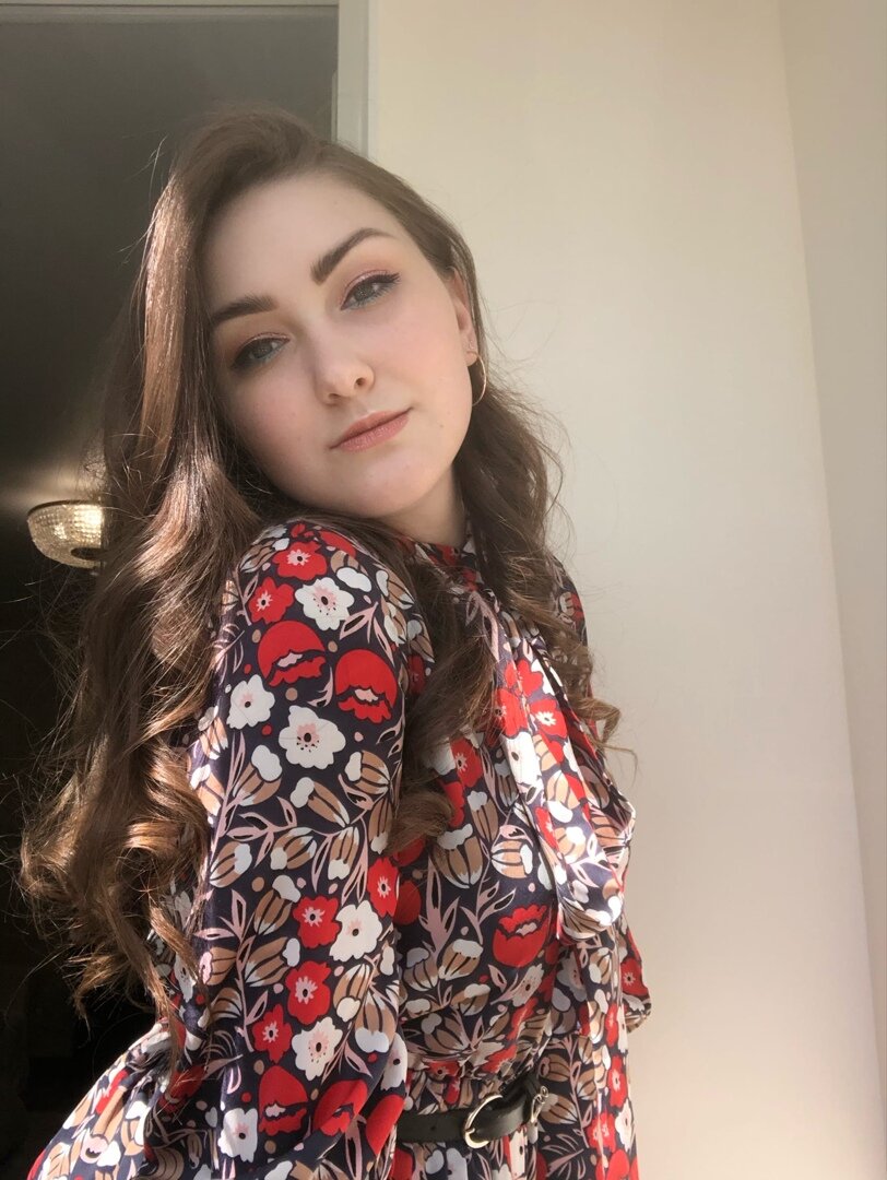 Кристина Земцова студентка магистратуры кафедра хорового и сольного народного пения РАМ им. Гнесиных.