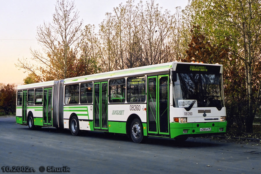 Самый первый Московит-6222. Собран из венгерского кузова. На данный момент этот автобус находится в полузаброшенном виде