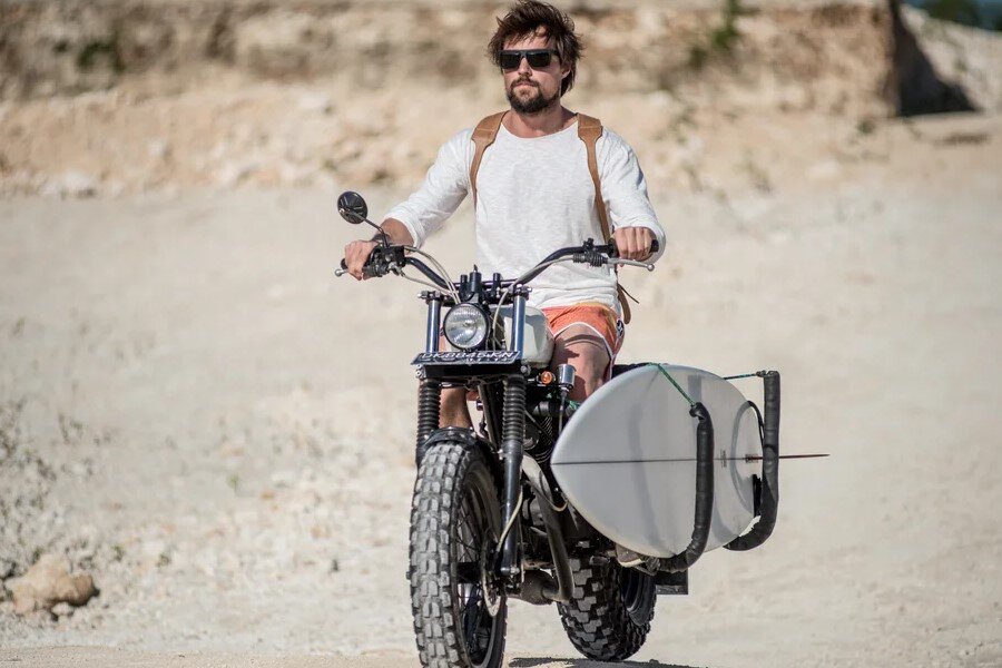 Данила Козловский в роли Макса Андреева. Кадр из фильма "Духless 2". Изображение взято из свободных источников