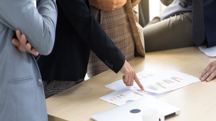 Статья взята с сайта: https://journal.bvbrealty.ru/article/kak-banki-obmanivajut-ipotechnikov