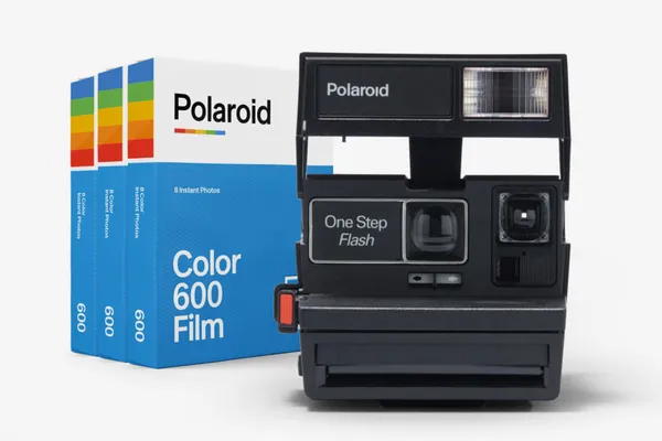 Polaroid Refurbished 600 Square